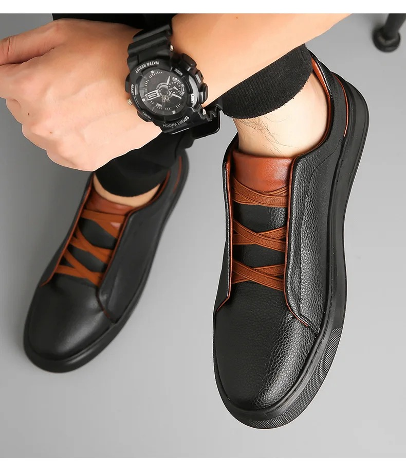 Capri Sneakers