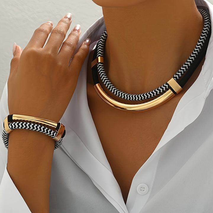 Sorin Necklace Set