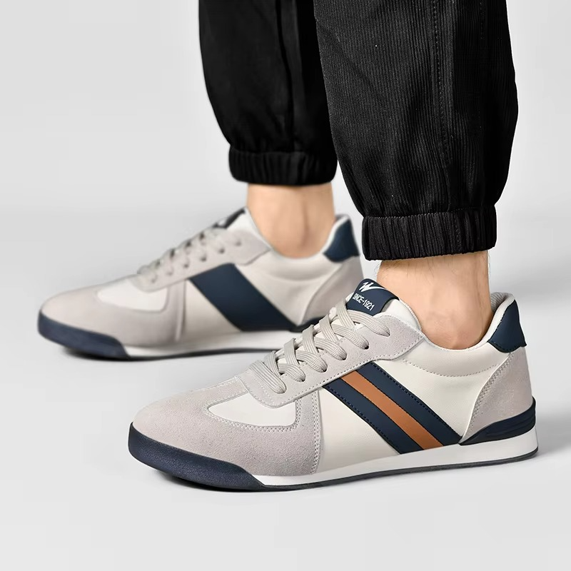 Hamilton Sneakers