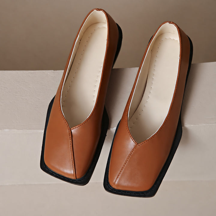 Mirana Leather Flats in Light Brown