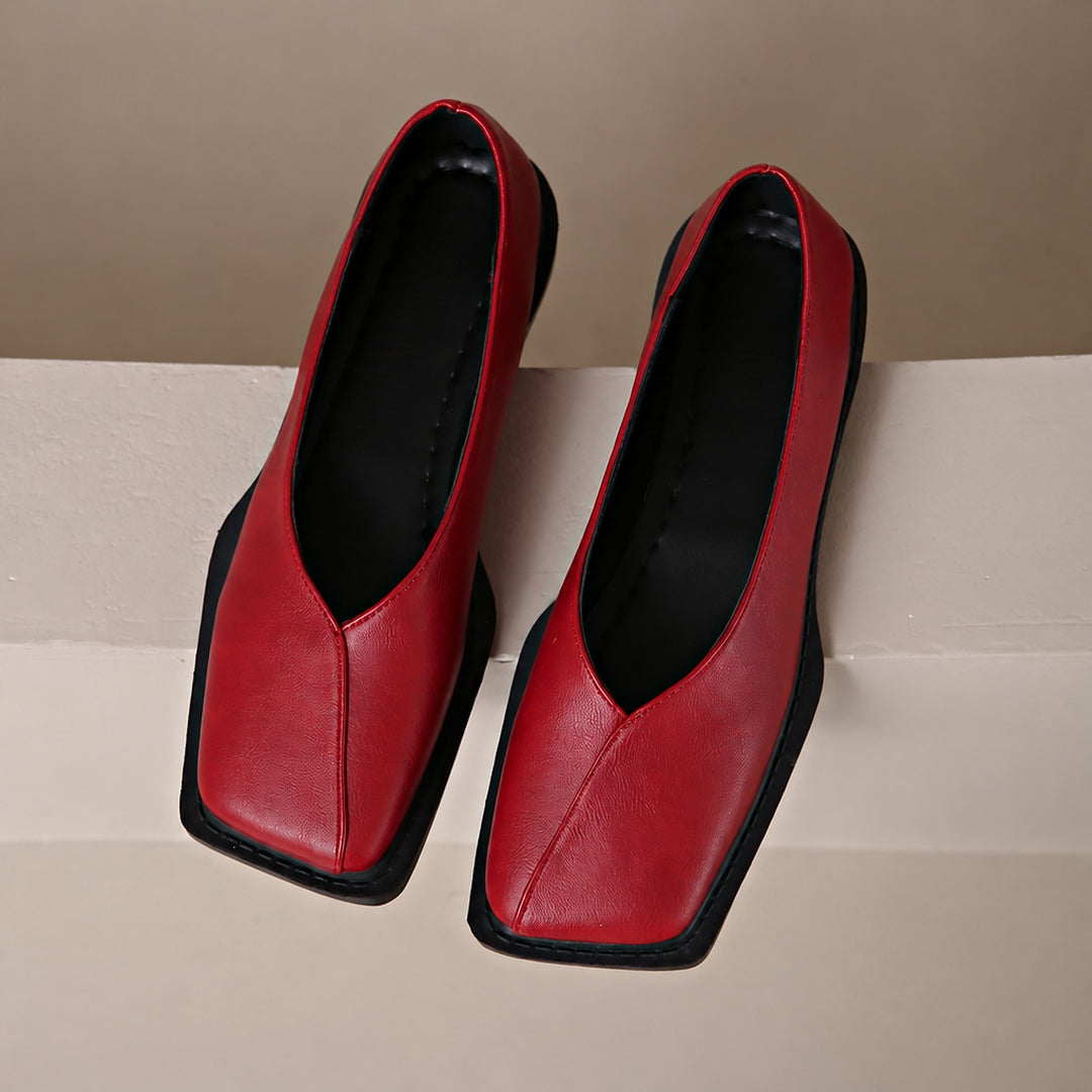 Mirana Leather Flats in Wine red